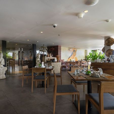 The Aveda Boutique Hotel - CHSE Certified Seminyak Extérieur photo