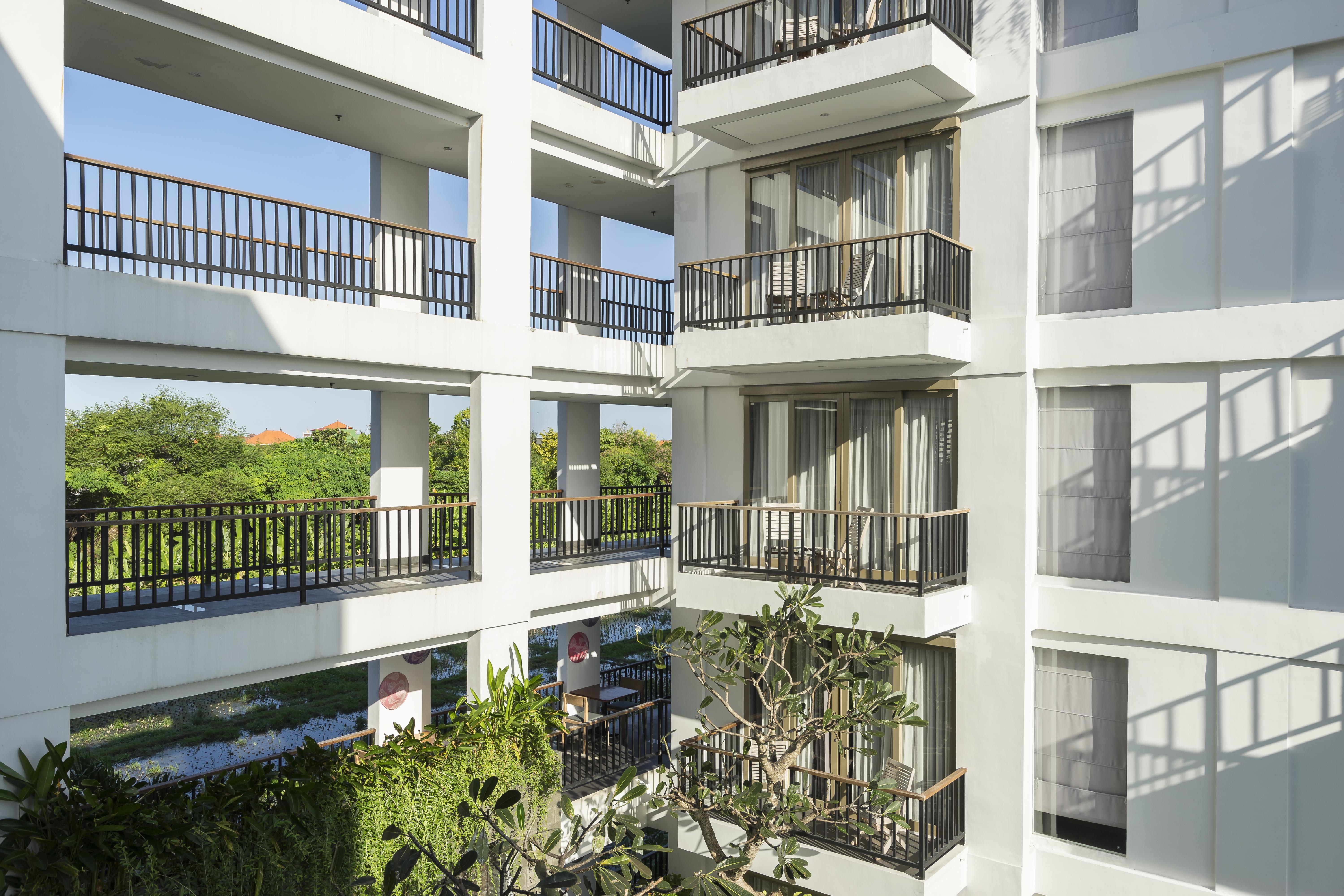 The Aveda Boutique Hotel - CHSE Certified Seminyak Extérieur photo