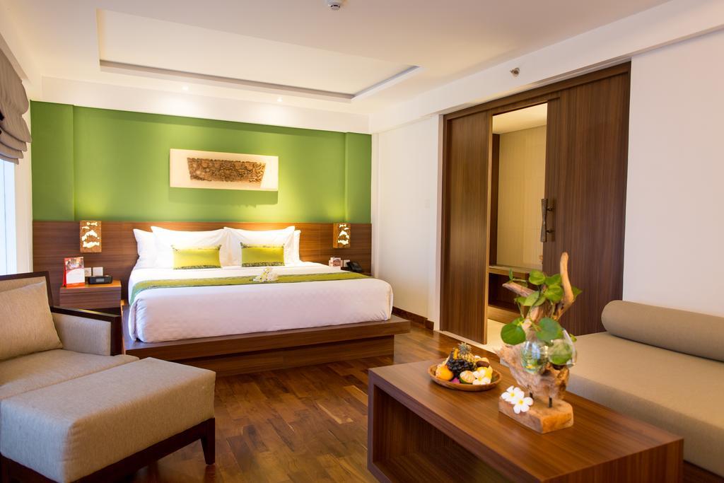 The Aveda Boutique Hotel - CHSE Certified Seminyak Extérieur photo