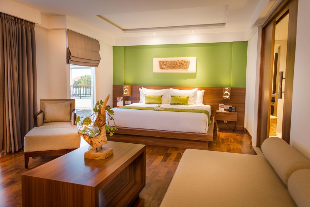 The Aveda Boutique Hotel - CHSE Certified Seminyak Extérieur photo