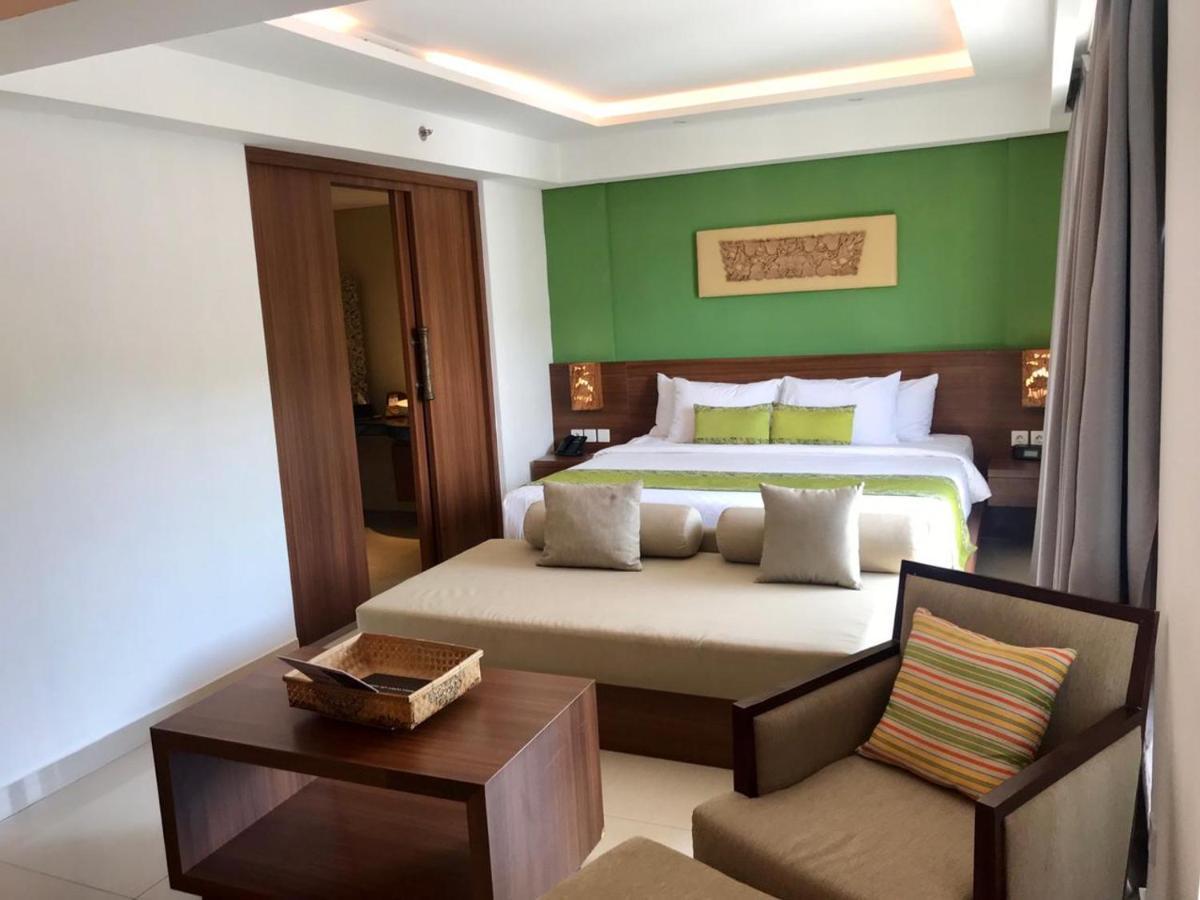 The Aveda Boutique Hotel - CHSE Certified Seminyak Extérieur photo